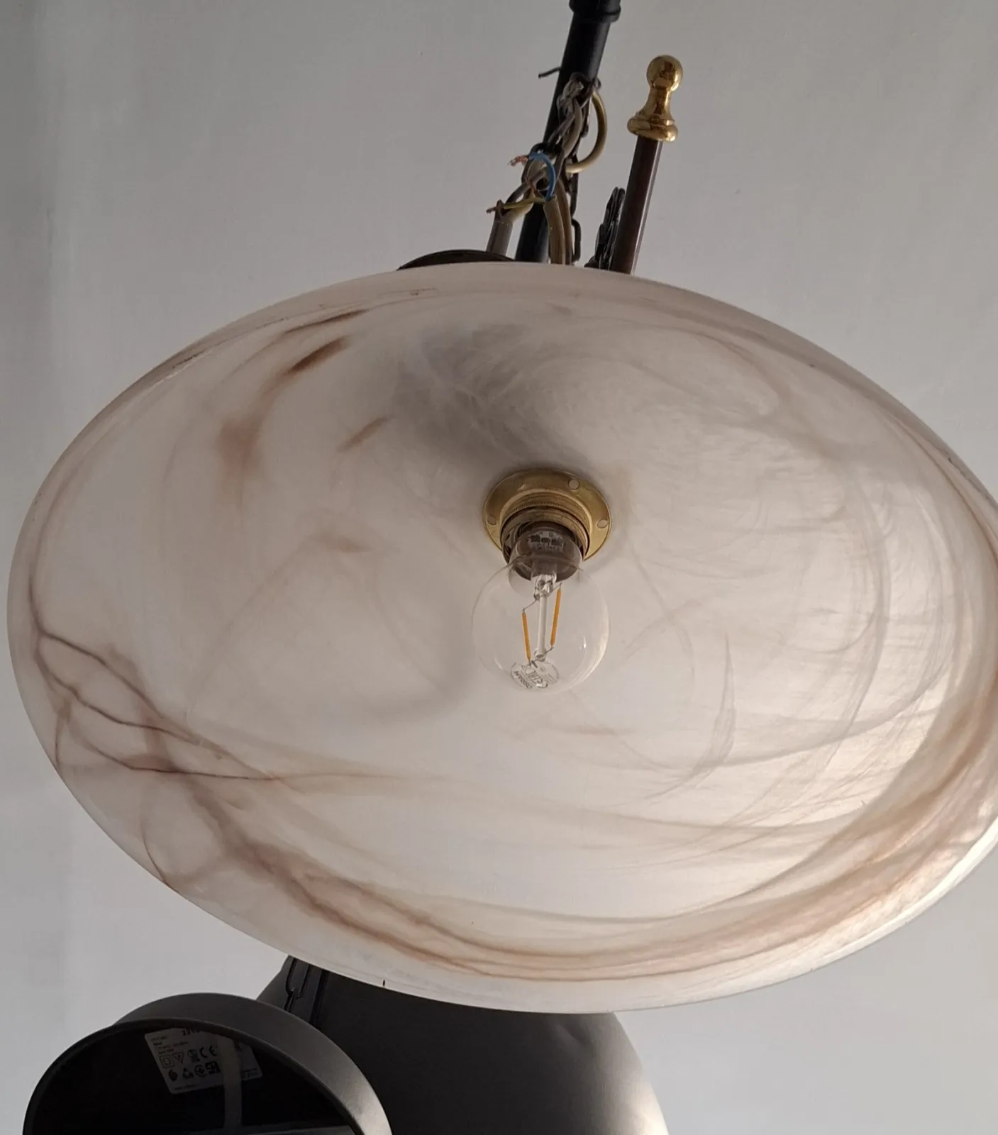 Lampa wisząca retro / vintage – mosiądz i alabaster