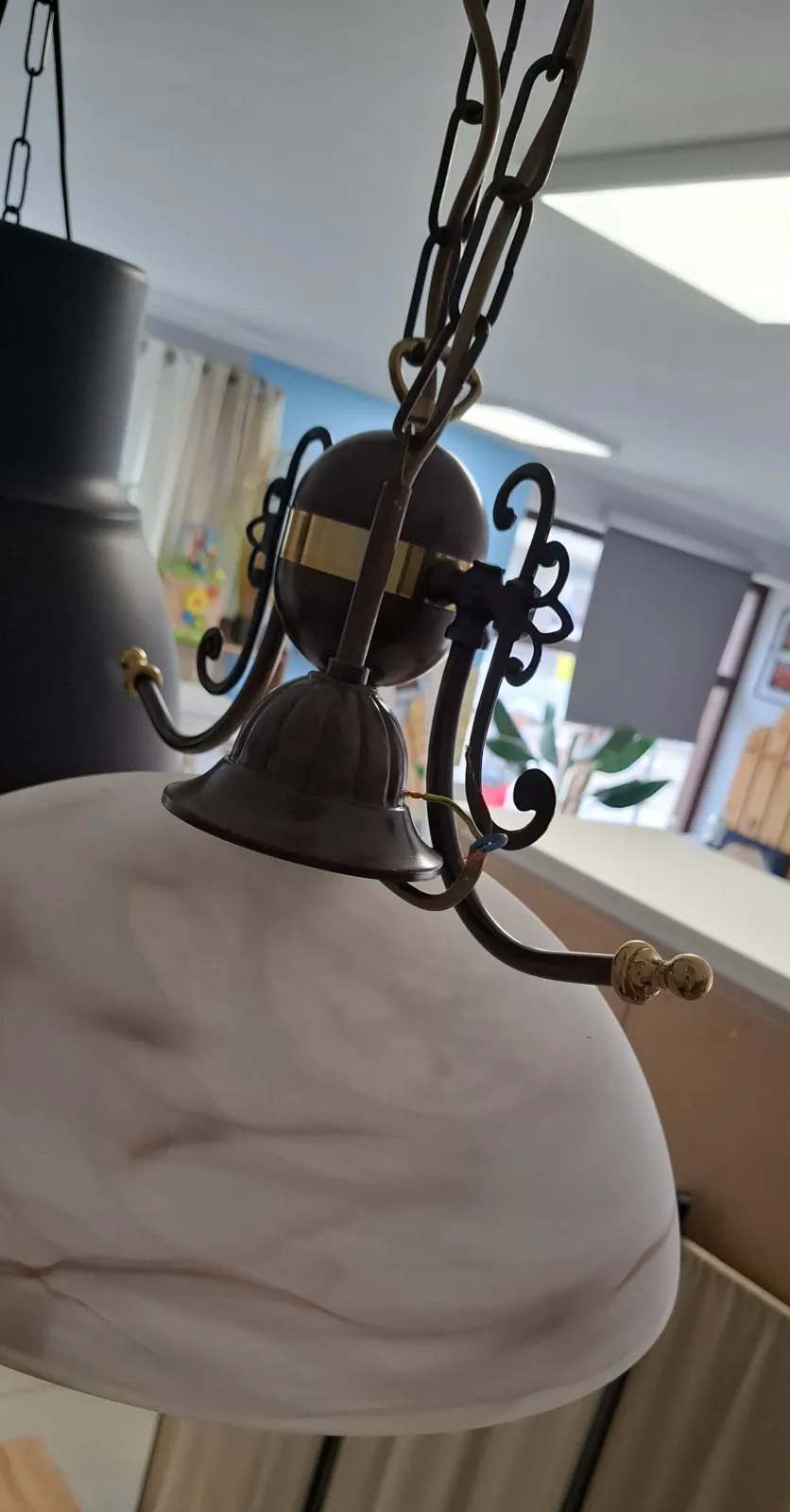 Lampa wisząca retro / vintage – mosiądz i alabaster
