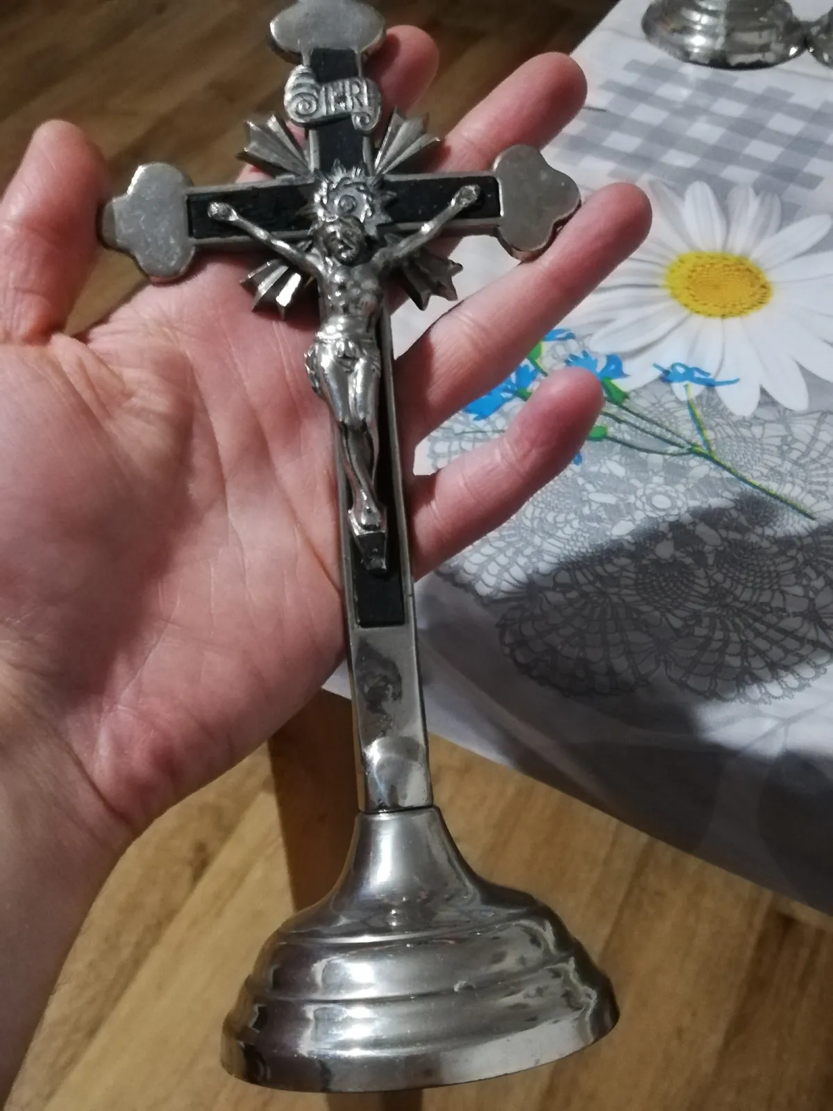Stary komplet kolędowy ARS Christiana PRL – krucyfiks + 2 świeczniki